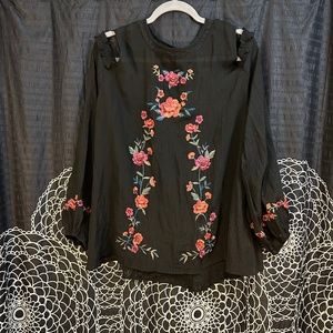 Embroidered Lightweight Top